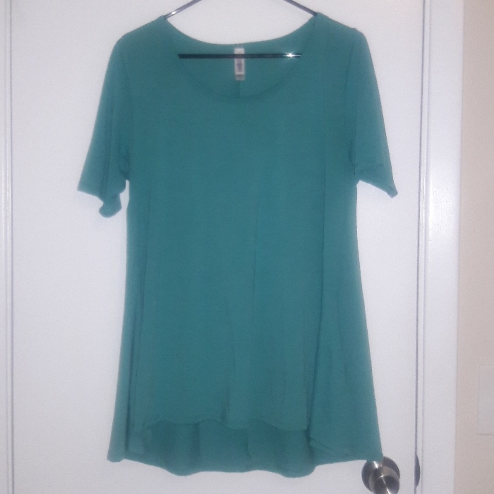 LuLaRoe Perfect Tee